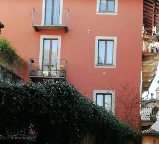 Apartamento La Corte Di Suna